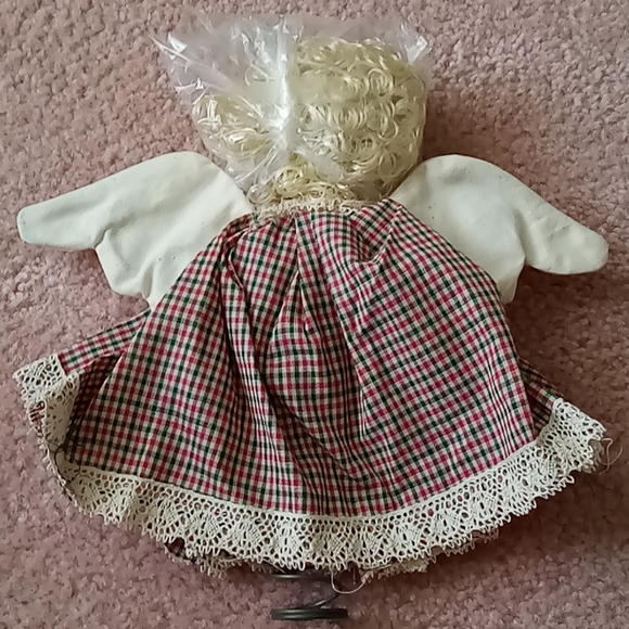 Country Peddler Angel tree topper - Picture 4 of 5